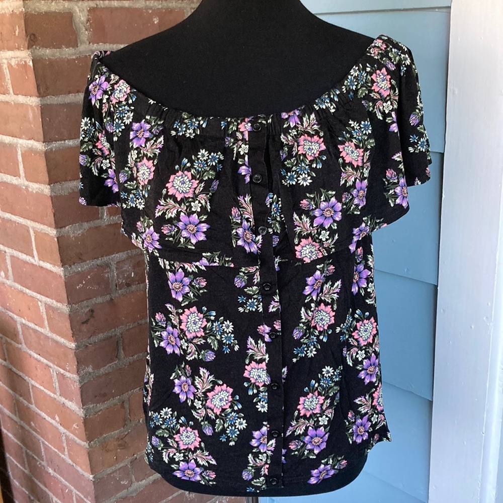 VENUS off the shoulder black floral top size large